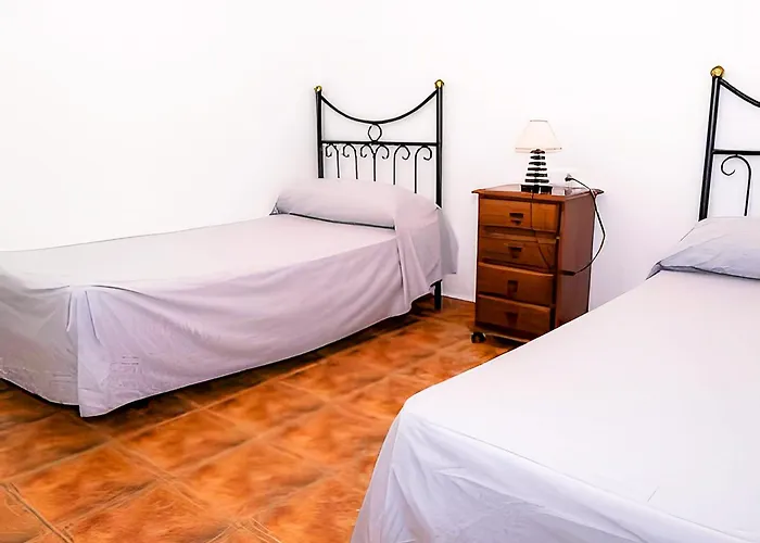 Hébergement de vacances Vacacionales Piscina Y Jardin Privado