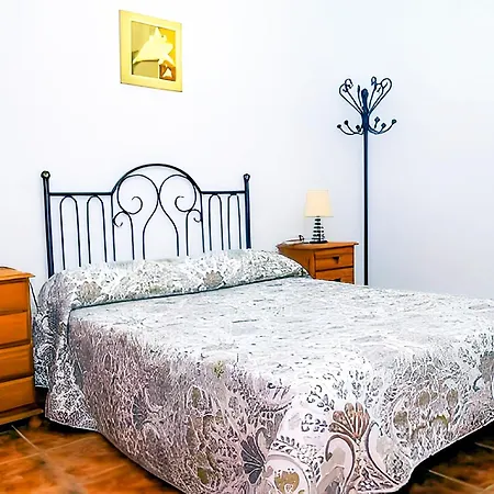 Semesterbostad Vacacionales Piscina Y Jardin Privado